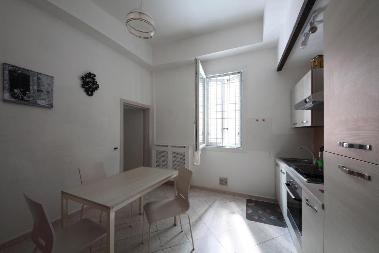 La Casa Di Gigi Tra Fiera E Universita Bolonia Exterior foto